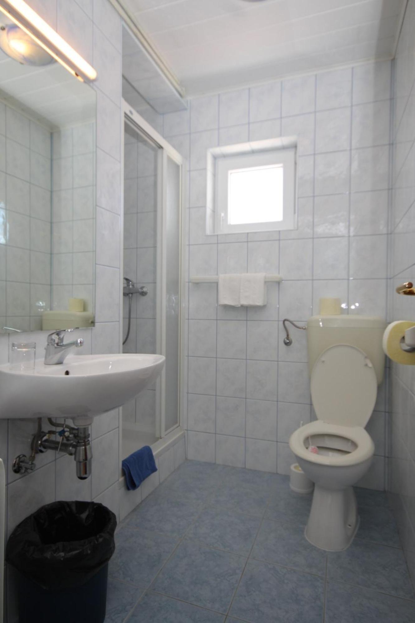 Rooms With A Swimming Pool Peroj, Fazana - 2235 외부 사진